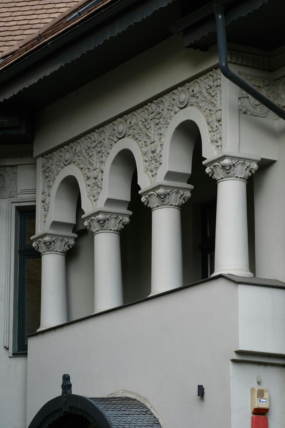 Facade detail